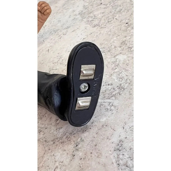 Vintage Jakks Pacific 1999 Titan Tron Live The Rock WWF Wrestling Action Figure - Picture 5 of 8